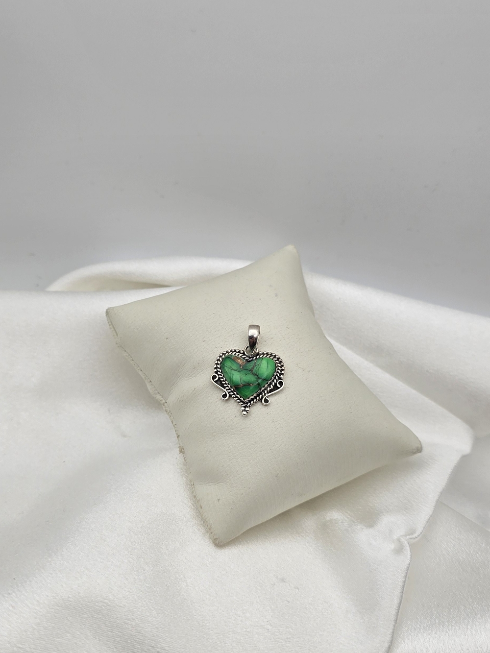 Sterling Silver 925 Green Dahlia Heart-Shaped Gemstone Pendant